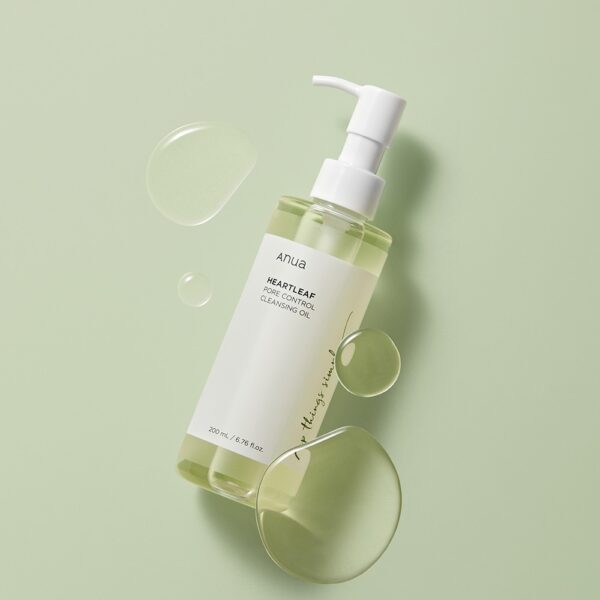 Anua Heartleaf Pore Control Cleansing Oil